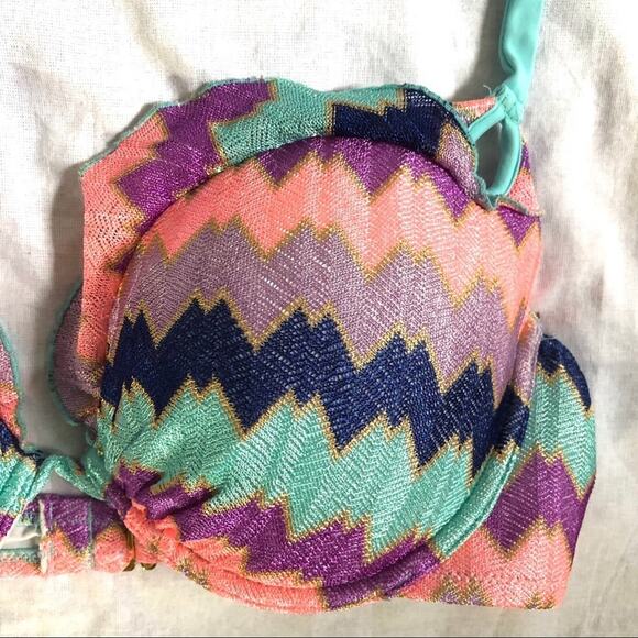 Victoria’s Secret Pink Blue Purple Knit Halter Bikini Top Swimsuit Size 34D - Picture 4 of 7